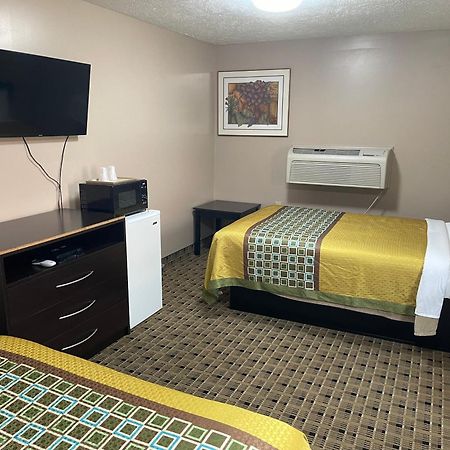 أشتابولا Economy Inn & Suites المظهر الخارجي الصورة