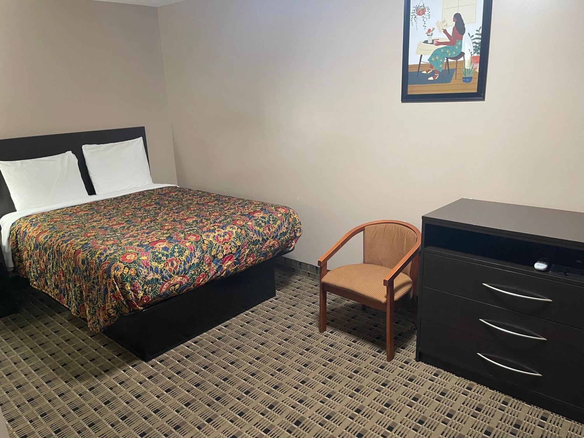 أشتابولا Economy Inn & Suites المظهر الخارجي الصورة