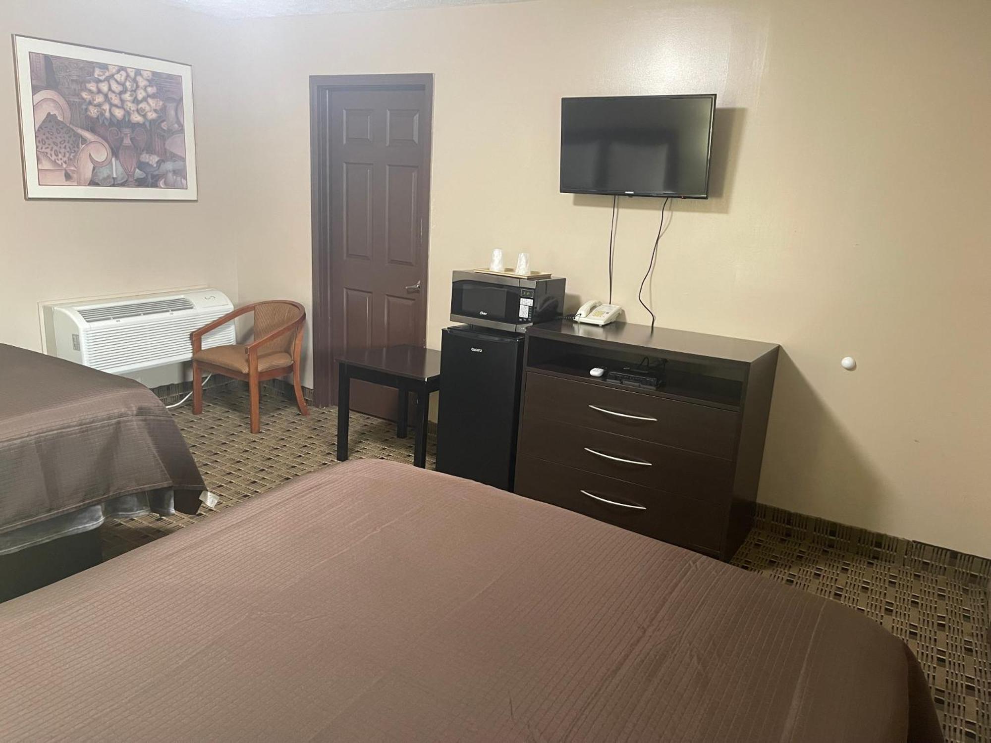 أشتابولا Economy Inn & Suites المظهر الخارجي الصورة